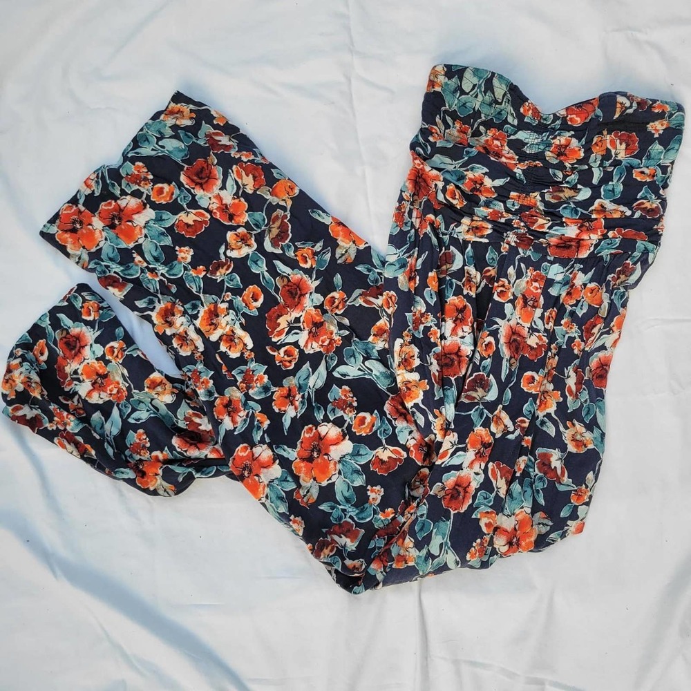 Strapless jumpsuit floral